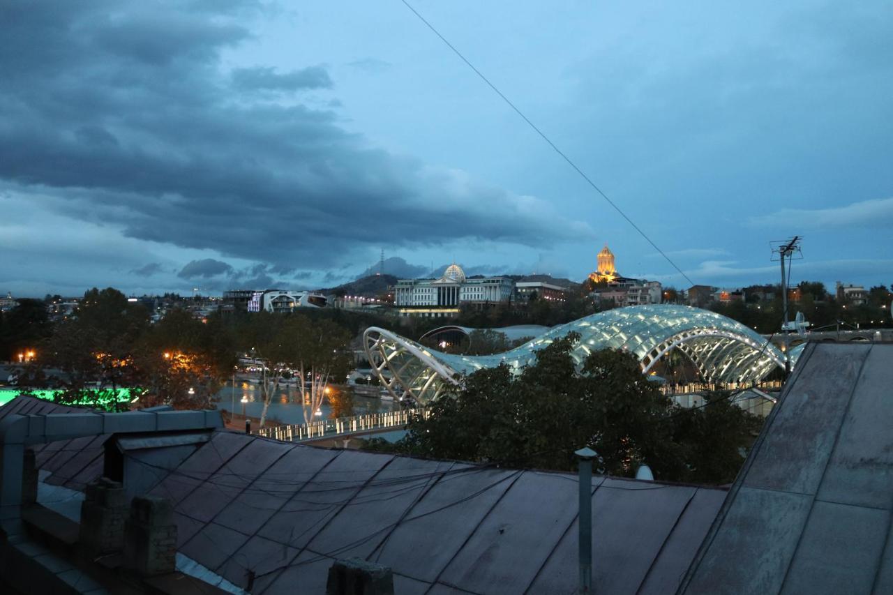 Aivani 8 Tbilisi Eksteriør bilde
